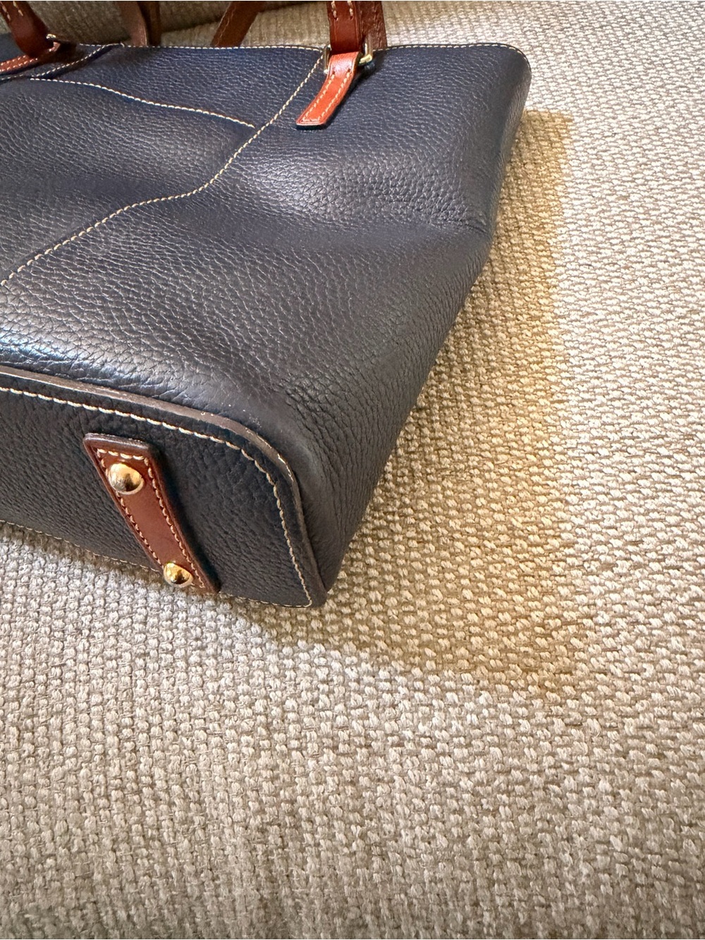 Dooney & Bourke Navy Pebble Leather Tote Red Lining - Picture 5 of 13